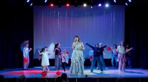 «Танцуй под музыку ветра». Исп. Елена Черновская