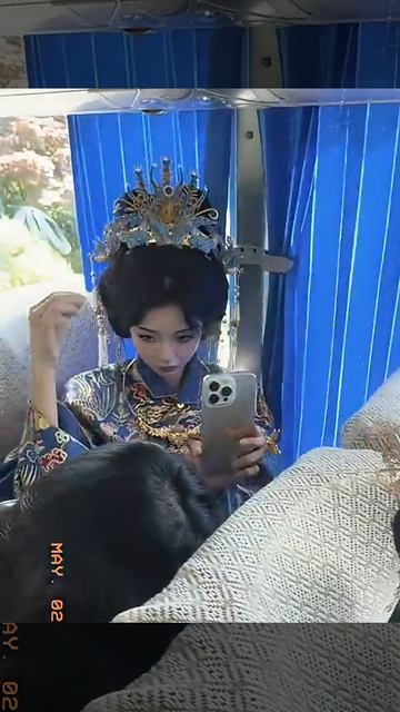 Я посмотрел видео о нашей последней поездке перед вступительными экзаменами в колледж