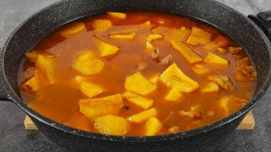 Вкусная картошка с мясом. Весь секрет в соусе