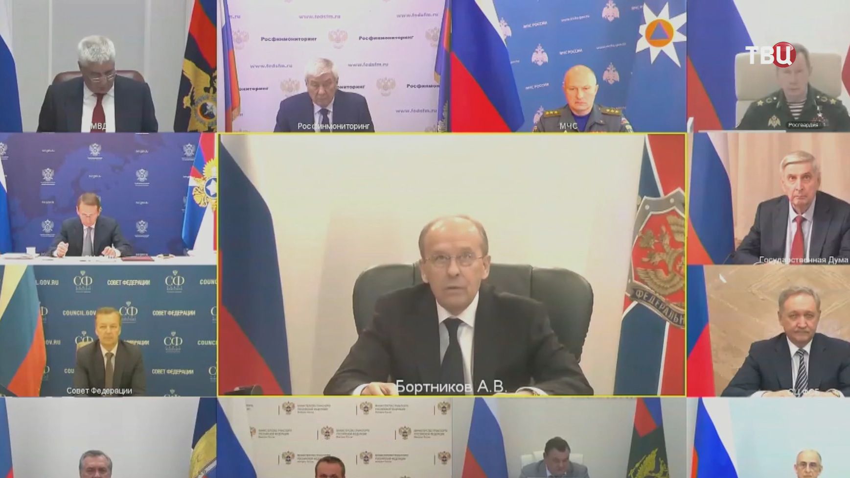 Бортников: Киев не снижает вербовочную активность к жителям СЗФО смотреть онлайн
