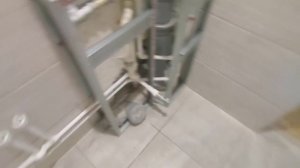 Как ЗАКРЫТЬ Трубы В ВАННОЙ