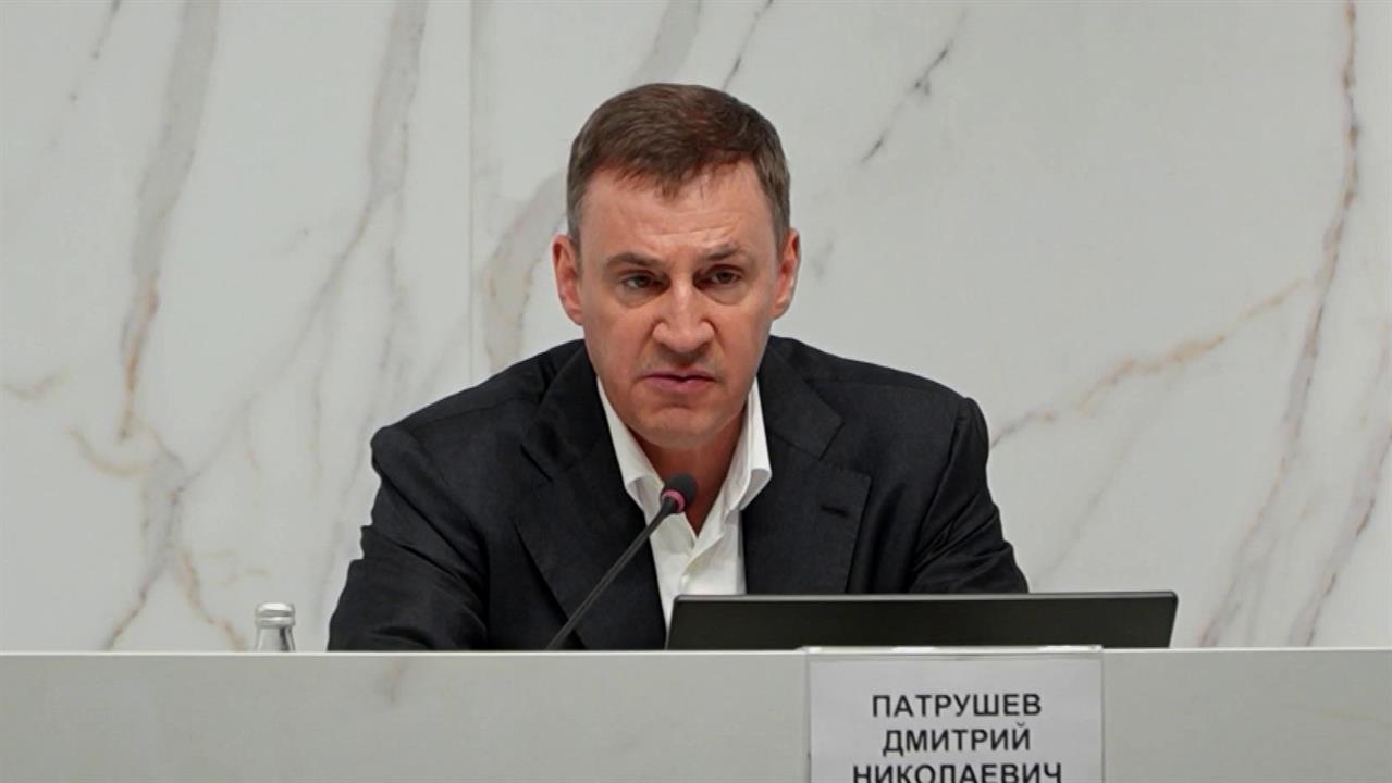 О внедрении новых технологий в переработку коммунальных отходов говорили сегодня в Татарстане. смотреть онлайн