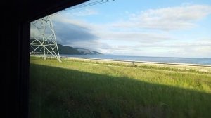 Вид на Жигулевскую ГЭС из поезда