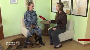 В Орле юные орловчане встречались с собакой и кинологом в библиотеке