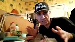 Меня угостили свининой