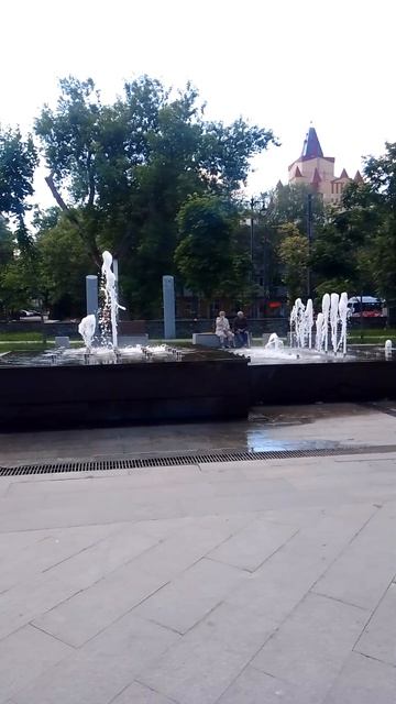 Фонтан на бульваре . Пермь 09.06.26
