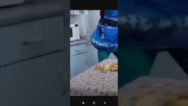 😅😂ПЕРЕПИСКА С СОСЕДОМ😅🤣.mp4 смотреть онлайн