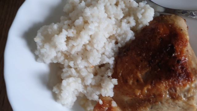 Салатик с кукурузой и курочка с рисом смотреть онлайн