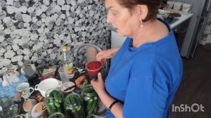 кручу огурцы с кетчупом🥒🥒🥒//А вы такие крутите?