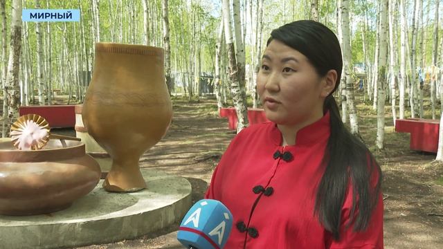 Вандалы повредили фигуры с национальным смыслом в горпарке Мирного