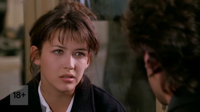 «Студентка» / L'étudiante (1988) 18+ смотреть онлайн