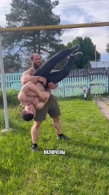 СМАЕВ В ОГОРОДЕ😂