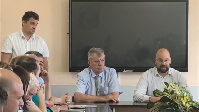 Владимир Милицын фактически станет руководителем здравоохранения от Козульки до Ужура смотреть онлайн