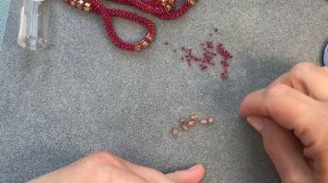 Жгут с кабашоном Радужный рубин