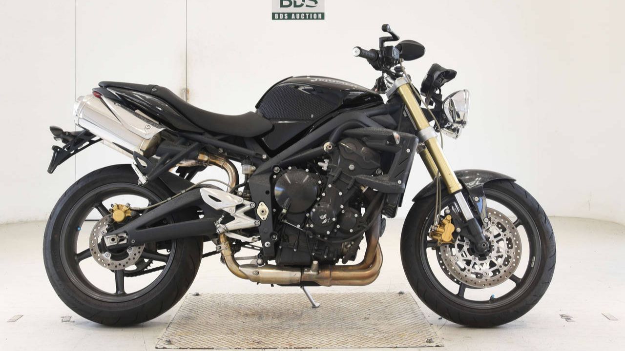 Triumph STREET TRIPLE - SMTTMD40668345245