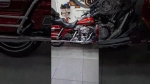 HARLEY-DAVIDSON FLHTCUI (2008) красный