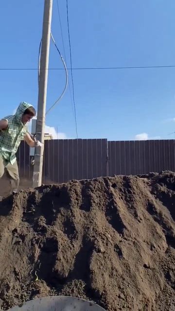 Царь горы, или как одеть капюшон без помощи рук. #Сальто #одеждаскапюшоном