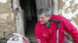 Навестили отшельника