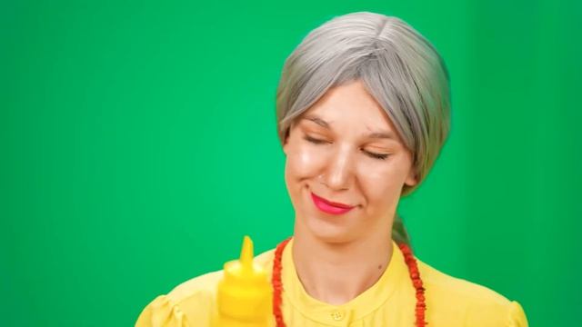 Кулинарный Челлендж# Уэнсдей Против Бабушки # Кухонные Лайфхаки и Хитрости от Jelly DO Challenge смотреть онлайн