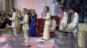ВИА Самоцветы - Увезу тебя я в тундру (1973