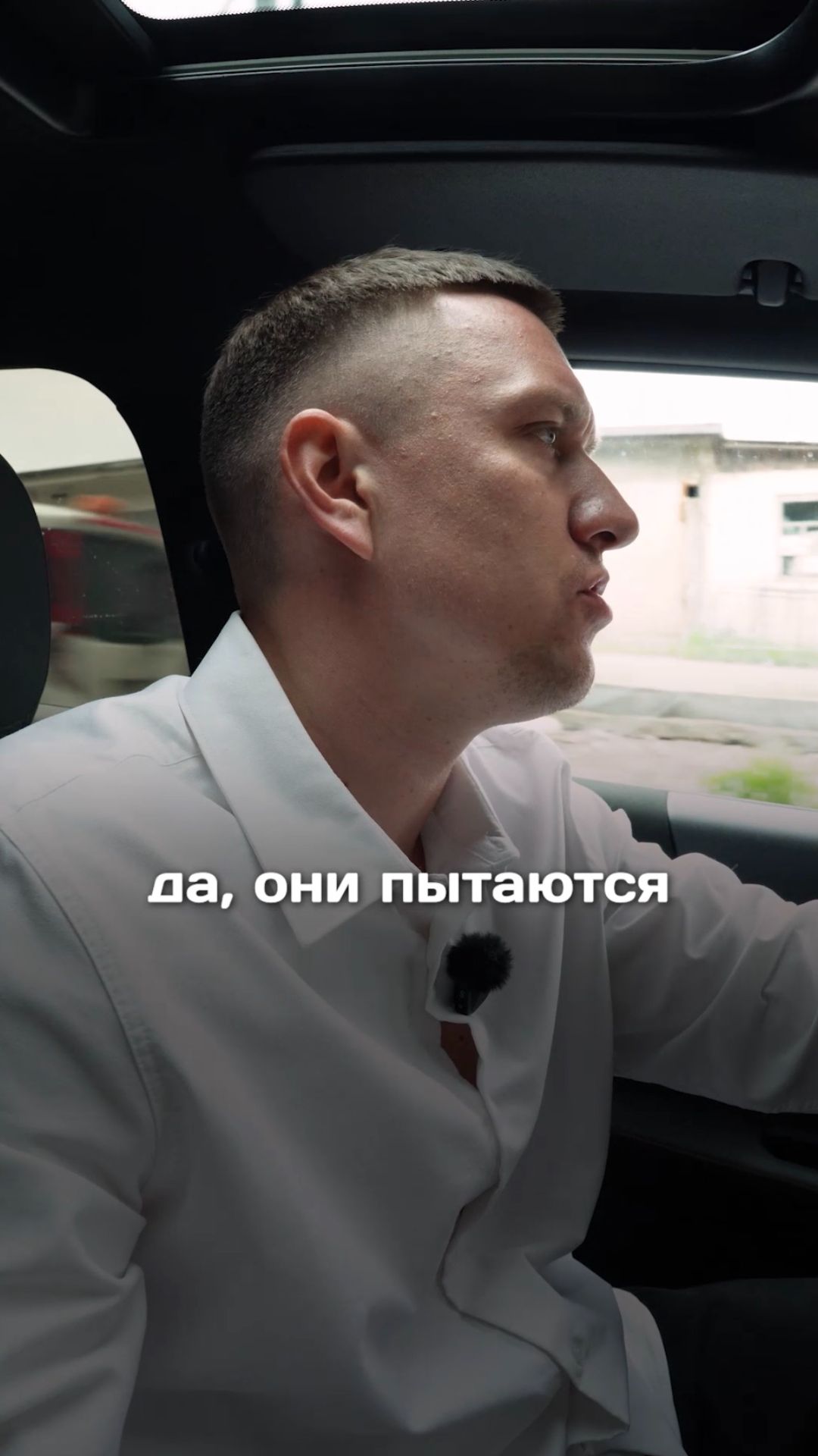 Обязан содержать? Или девушки могут все сами?