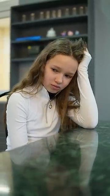 ❌ Учитель продавал оценки😳 Сталкивались с таки в школе? #pow #story