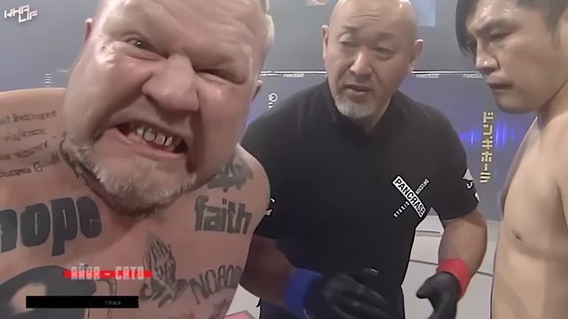 Американец наехал на японского самурая, но быстро пожалел об этом!