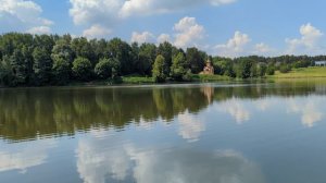 Жаркий летний день на берегу пруда. Суханово.
