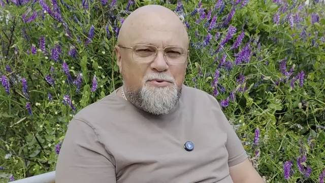 НАРКОМАНЫ ГОЛОВНОГО МОЗГА смотреть онлайн