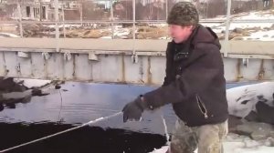 КОГДА НЕ ХВАТАЕТ НА БУТЫЛКУ МЫ ИДЁМ ЗА ДЕНЬГАМИ СЮДА! ДЕНЬГИ ЛИПНУТ НА ПОИСКОВЫЙ МАГНИТ!