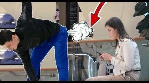 Пердеж на публике PRANK 💃💨 - Лучшее из просто для смеха
