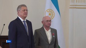 Алдынғылар бүләкләнде