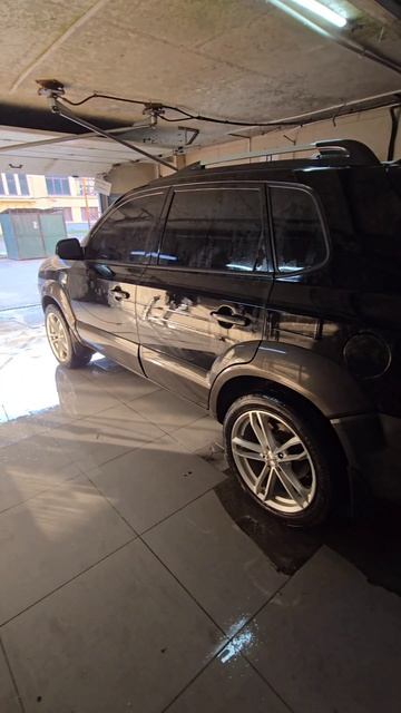 Помыл машину на самомойке за 250р  #интерьер #автомобиль #движение #экстерьер #вода #шампунь