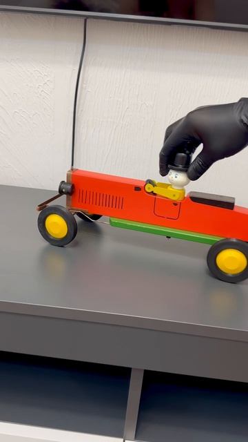 Очень редкая артельная игрушка "Автомобиль"