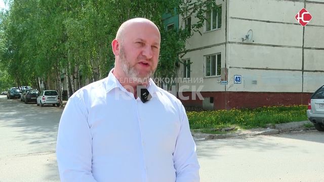 Специалисты подрядной организации приступили к вывозу шин