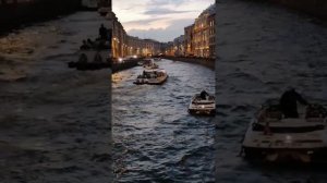 ⛵💡Место силы! Ламповая' прогулка в Санкт-Петербурге!Бравенько поют ))
