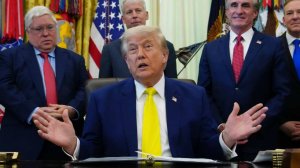 Трамп обвинил Иран в атаке на американский вертолет в Ормузском проливе