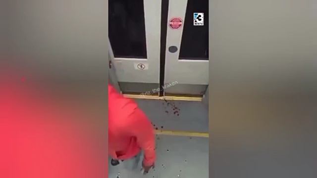 😐 Негр, убивший украинскую беженку в трамвае Шарлотта (Сев. Каролина), не будет отвечать по закону смотреть онлайн