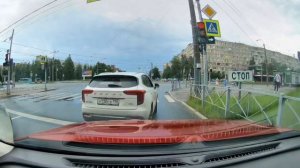 борзый,водитель на хавале|нарушает и хватает совести еще качать|и потом  ломиться от мужика |