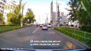 Видео от Аварийка LIVE | ДТП и ЧП России