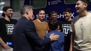 Как Уфа проводила «Театральный поезд» - сюжет «Вестей»