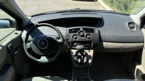 Renault Scenic 2005 года АТ (краткий обзор)