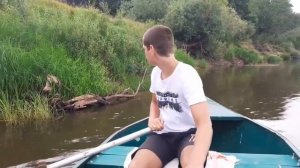 ищу рыболовные снасти на речке часть 12