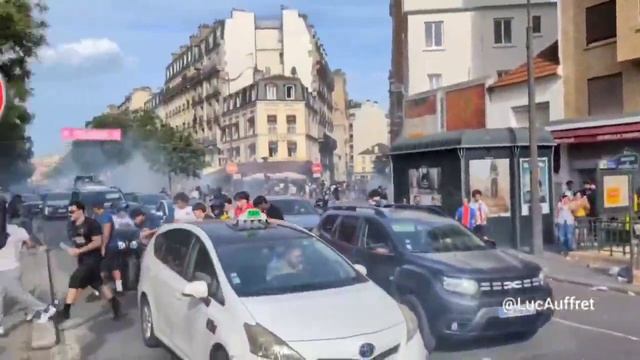 победа ПСЖ в Лиге чемпионов превратила Париж в декорации к фильму про постапокалипсис смотреть онлайн