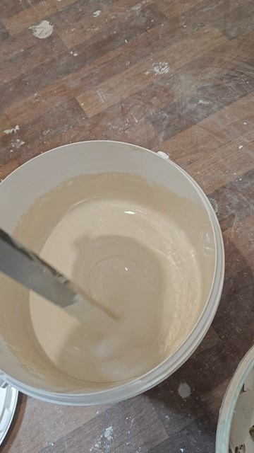 ремонт с самой дешевой краски