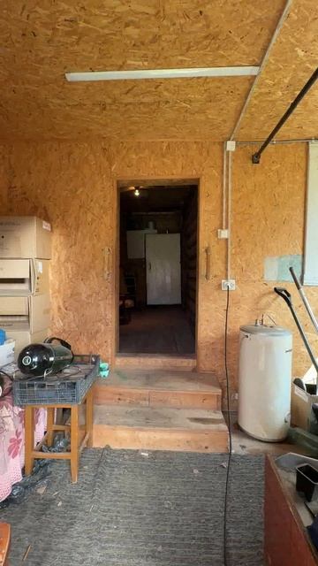 Продается часть дома (дом на 2 семьи), все коммуникации,  7.6 сот. в д.Холопово, Александровский р-н