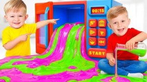 Гигантский Слайм и Шарики! Весёлые истории для детей