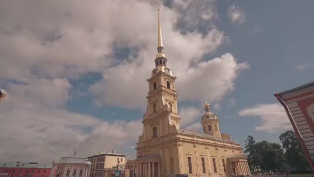 Чествование выпускников Университета ПромТехДизайн в Атриуме Петропавловской крепости