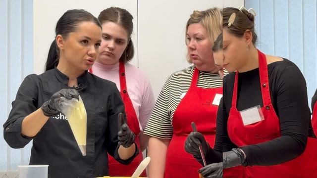 Живой кондитерский кулинарный курс в Перми с получением профессии Кондитера