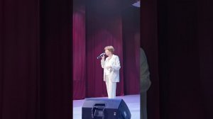 Была такой же,  как все